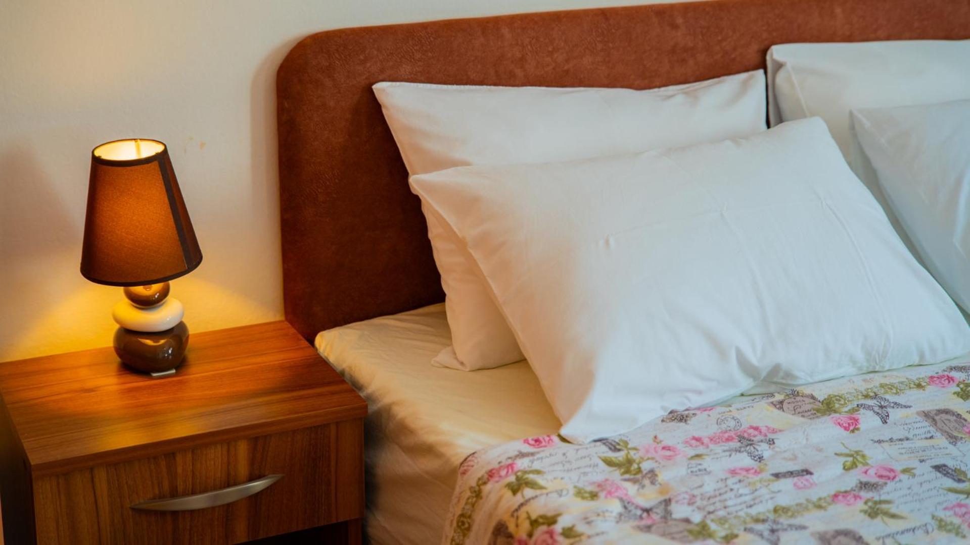 Apartmani Ana Tivat Extérieur photo