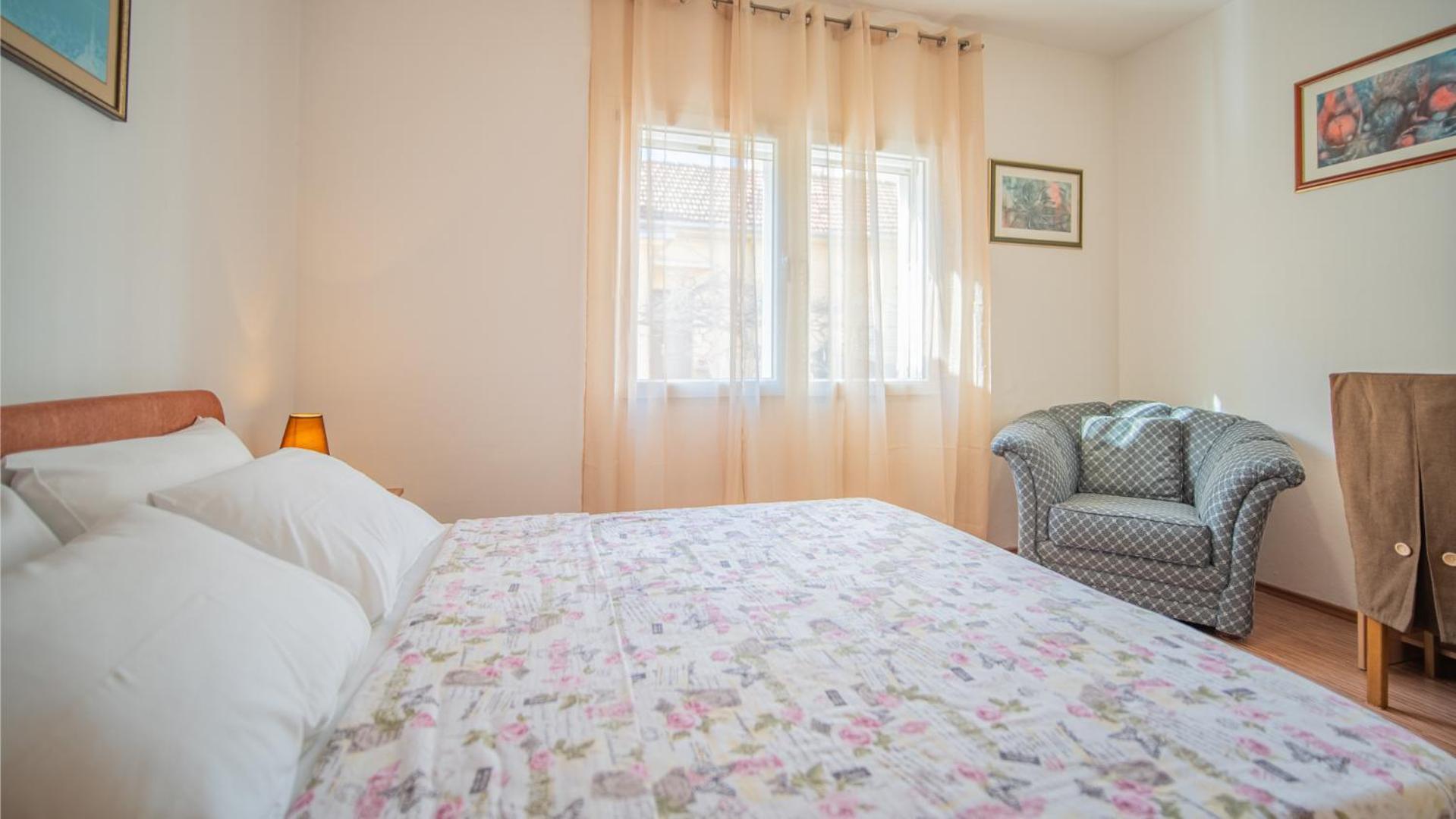 Apartmani Ana Tivat Extérieur photo